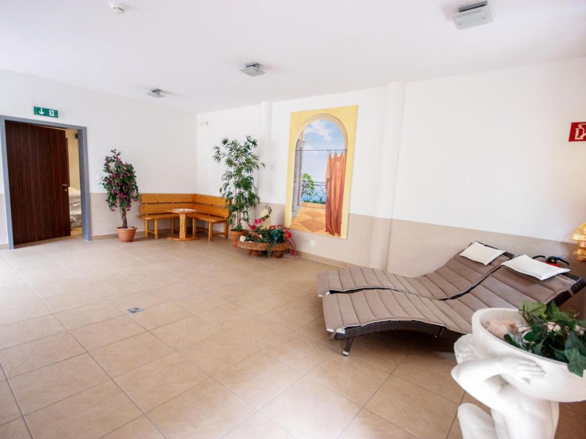 Apartment Falkner-1 By Interhome Oberlaengenfeld ภายนอก รูปภาพ